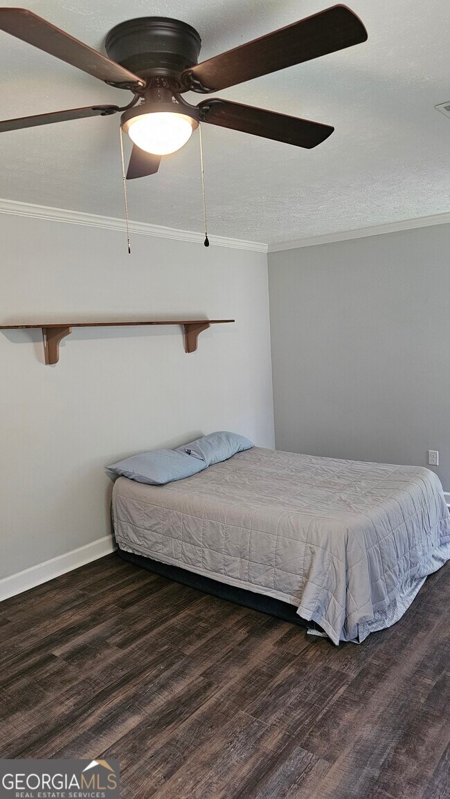 Building Photo - 1541 Oak Grove Church Rd