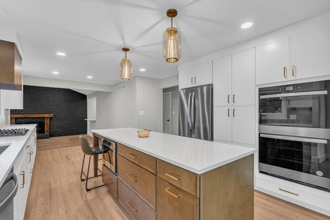 Building Photo - 3729 Boulder Dr