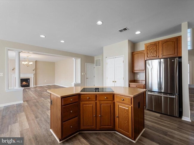 Building Photo - 207 MacKenzie Ln