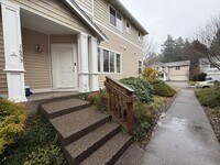 Building Photo - 3 Bedroom DuPont Condo for Rent