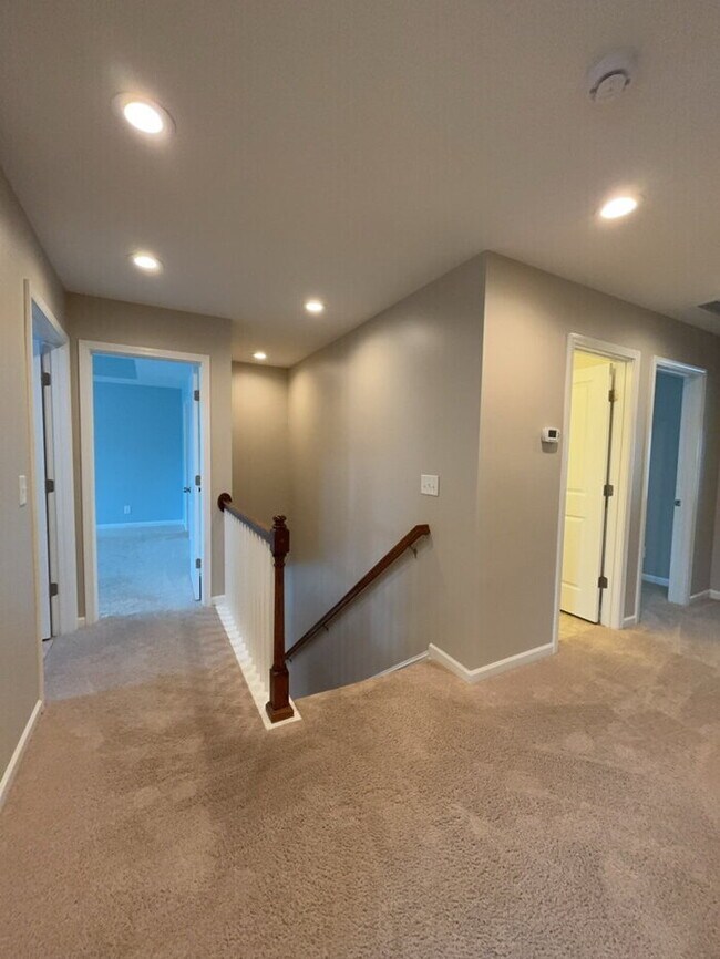 Building Photo - 292 Calm Water Way