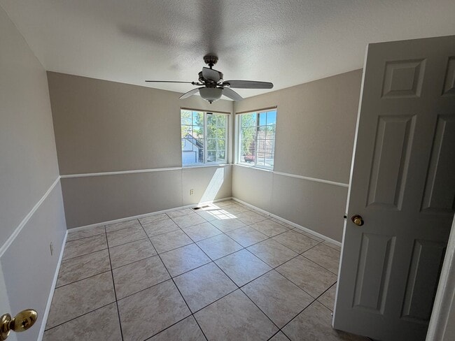 Building Photo - 3110 Sweet Clover St