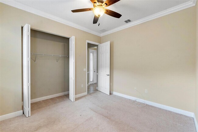 Building Photo - 2888 Bellarosa Circle