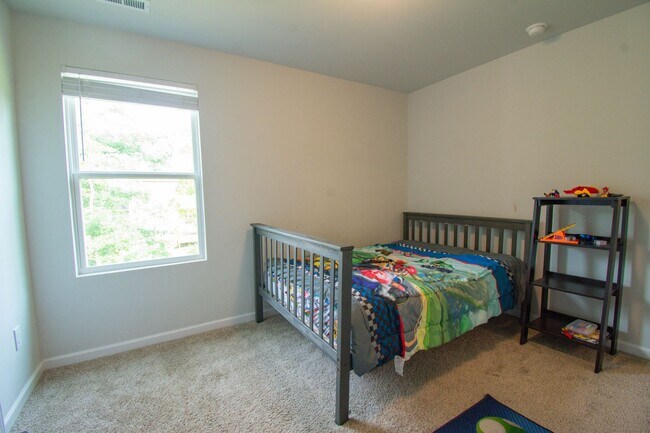Building Photo - Coming Soon! 4 Bedroom 3 Bathroom- Dogs Okay!
