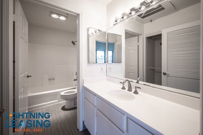Building Photo - 8811-8813 Burton Way