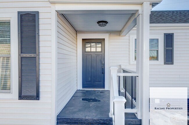 Building Photo - Charming Three Bedroom in Greer, SC