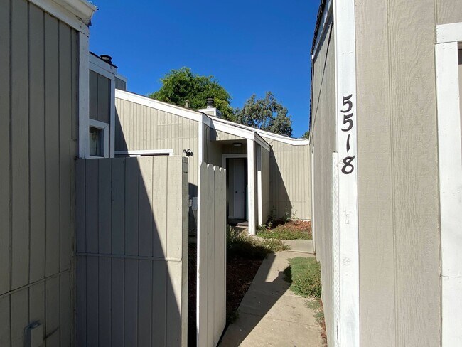 Building Photo - MJRA5516-20