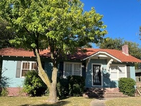 Building Photo - 516 S Crawford Ave