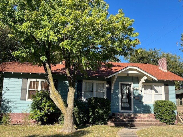 Primary Photo - 516 S Crawford Ave