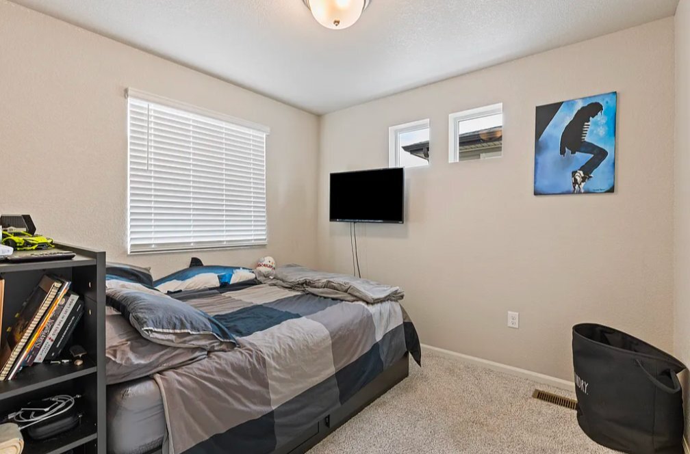Building Photo - 9440 Oro City Loop