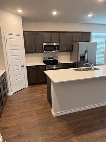 Building Photo - 409 Saddle Ln