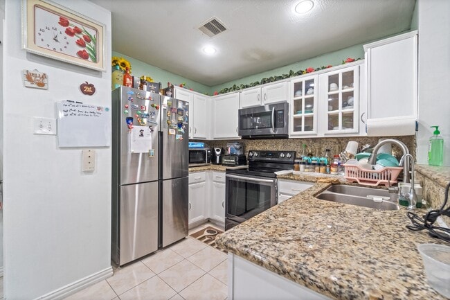 Building Photo - 7306 Kransburg Ranch Dr