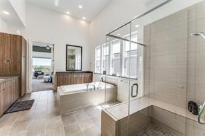 Building Photo - 6304 Toscana Ave