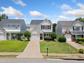Building Photo - 1636 Heyford Cir NW