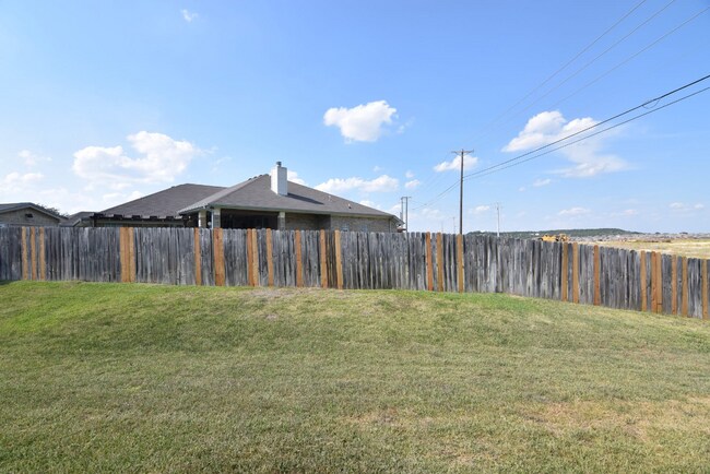 Building Photo - 3501 Salt Fork Dr