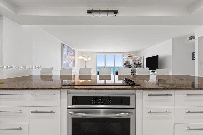 Building Photo - 5701 Collins Ave