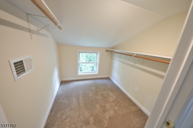 Building Photo - 241 US-206