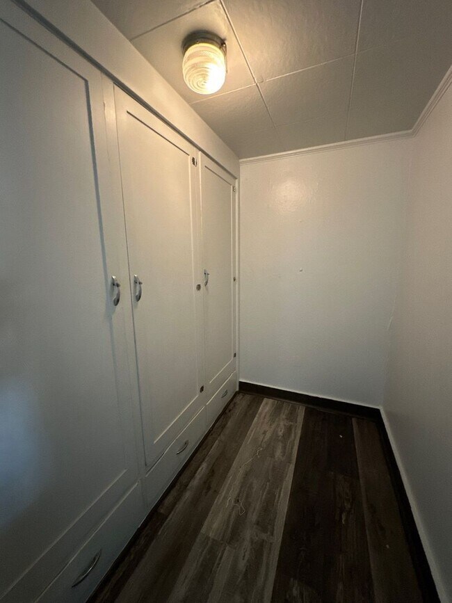 Building Photo - N3rd234