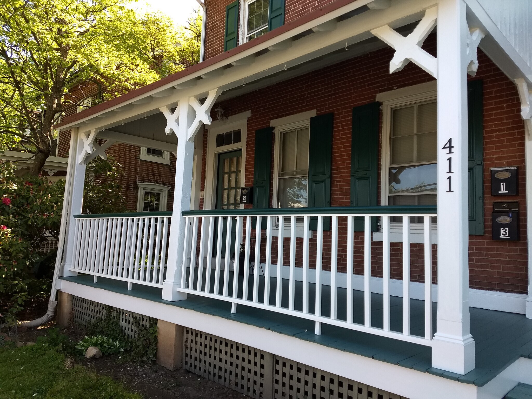 Building Photo - 411 E Montgomery Ave