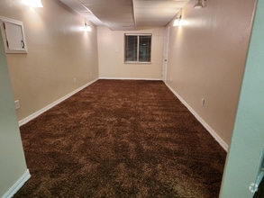 Building Photo - 8543 Poison Oak Dr