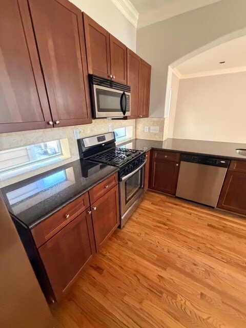 Building Photo - 1141 W 24th St