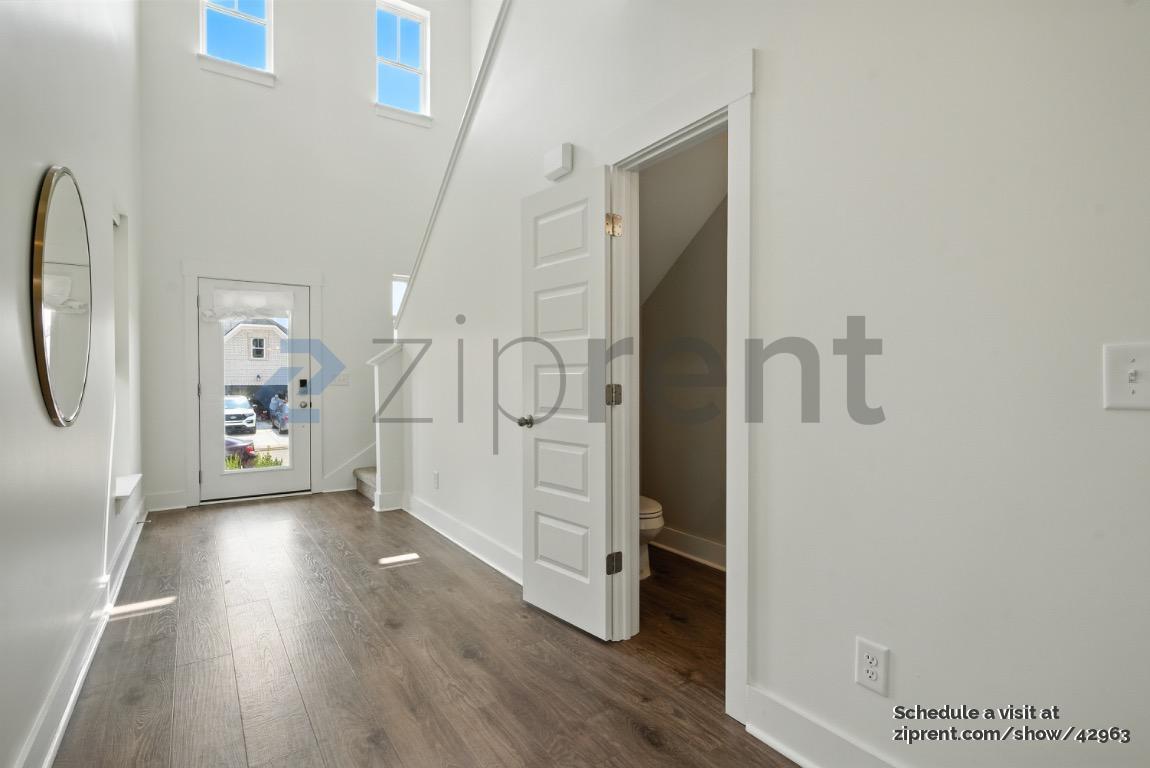 Building Photo - 203 Hudson Dr