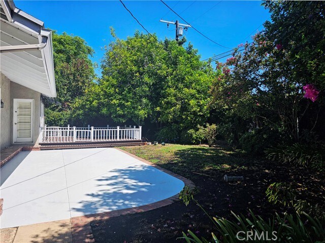Building Photo - 5624 Graves Ave