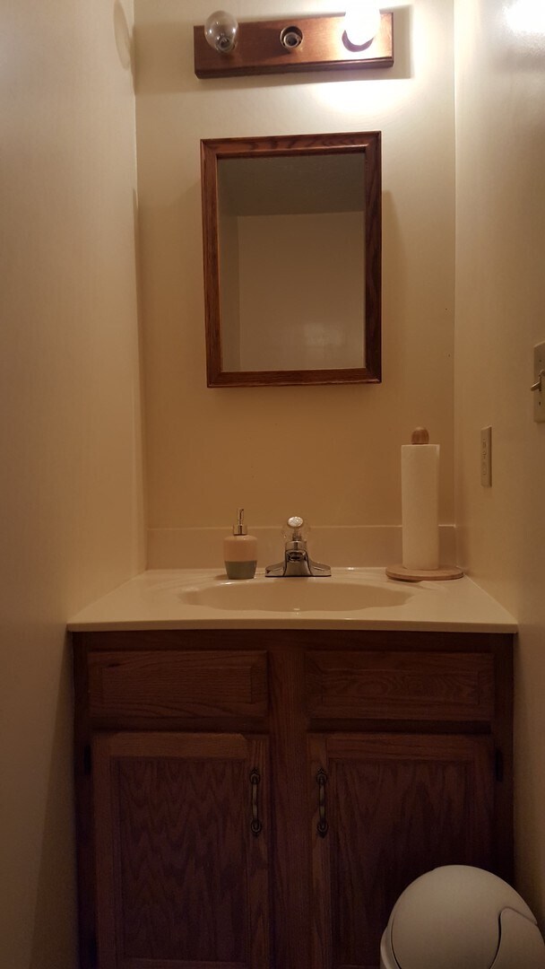 Building Photo - Highland Village - 3 bedroom 2 bath Home!