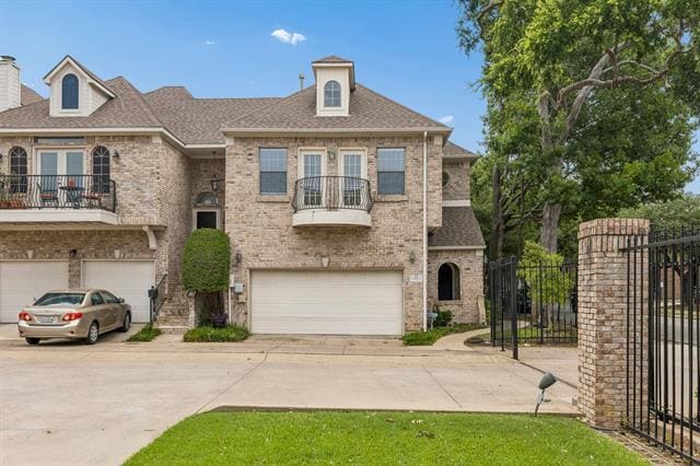 Building Photo - 15 Stonebriar Ct