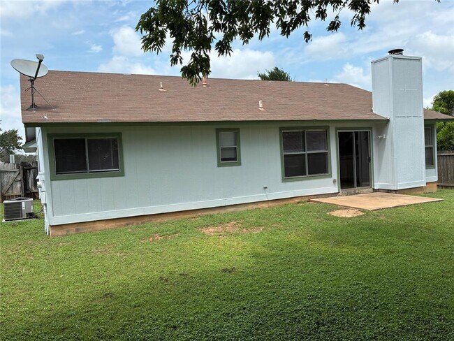Building Photo - 12217 Mosley Ln