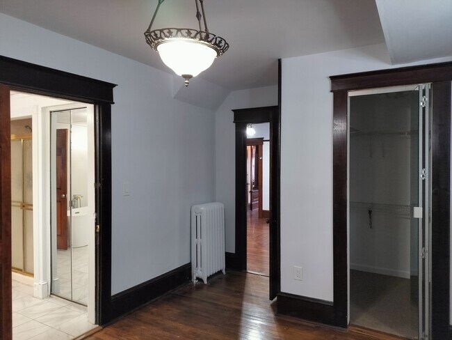 Building Photo - 255 Stockton St