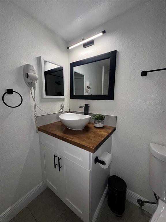 Building Photo - 2216 Grand Cayman Ct