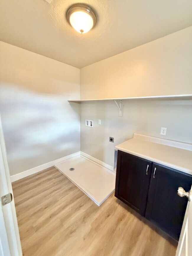 Building Photo - 5973 S Kastra Ln