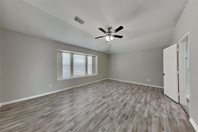 Building Photo - 6611 Barker Bend Ln