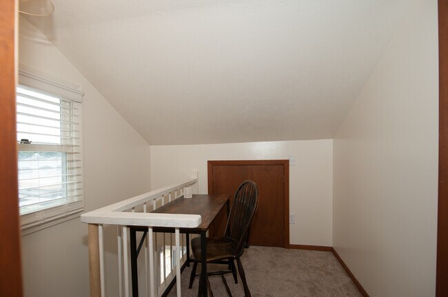 Building Photo - 219 S Gull Lake Dr