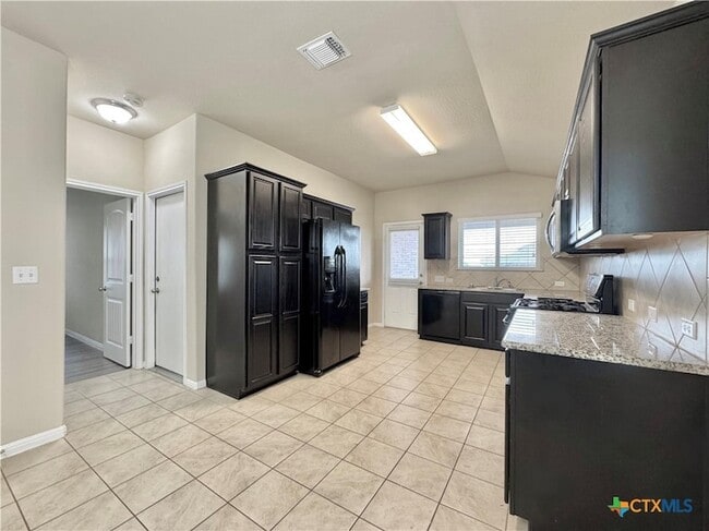 Building Photo - 1024 Britt Ln