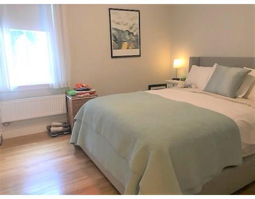 Building Photo - 39 Clarendon St