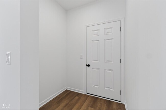 Building Photo - 15994 Meadow Frost Ct