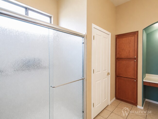 Building Photo - 10748 S Wrong Peak Ct