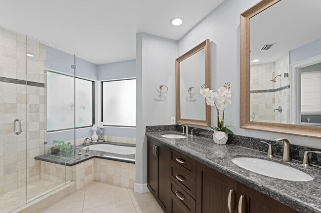 Building Photo - 1050 Brooks Ln