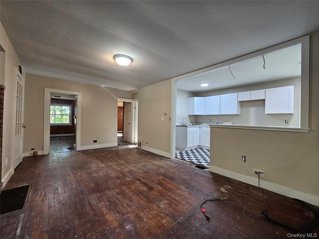 Building Photo - 2826 US-209