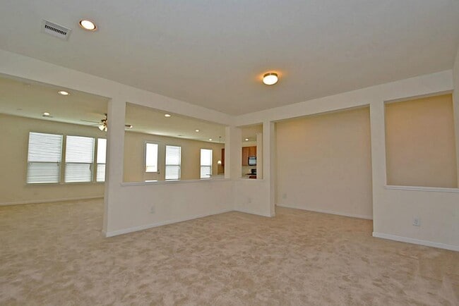 Building Photo - 3734 Aubergine Springs Ln