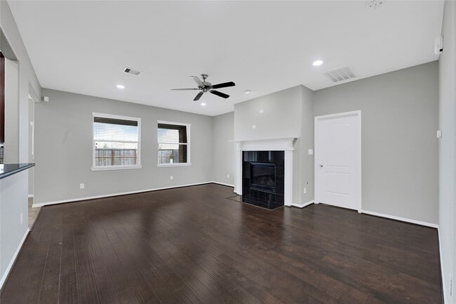 Building Photo - 20254 Fossil Valley Ln