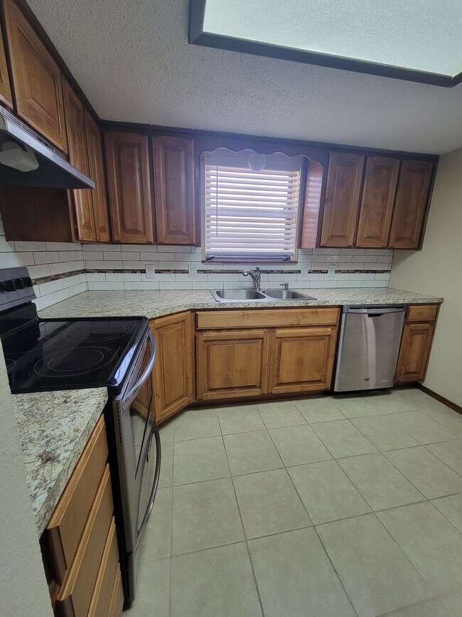 Building Photo - 3209 Duckworth Ave Clovis NM