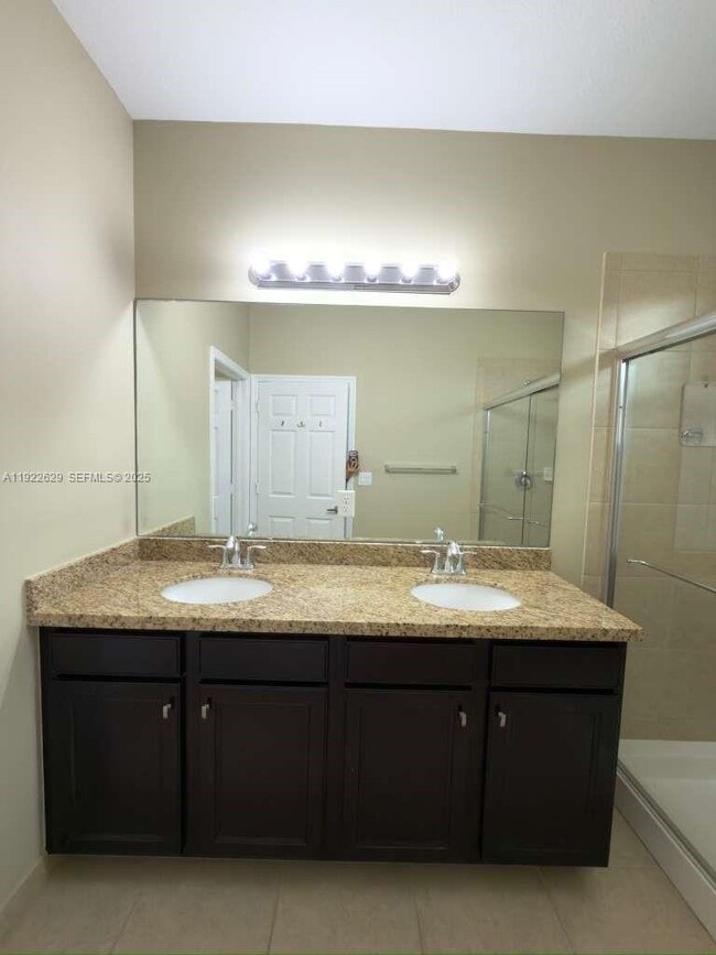 Building Photo - 1505 SW 147th Ave