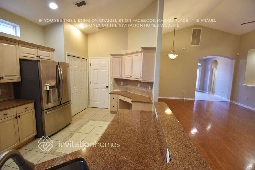 Building Photo - 15315 Blue Fish Cir
