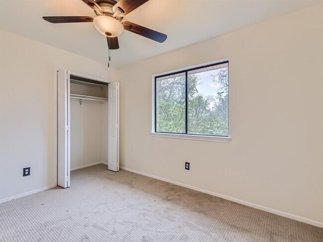 Building Photo - 2834 Gettysburg Dr