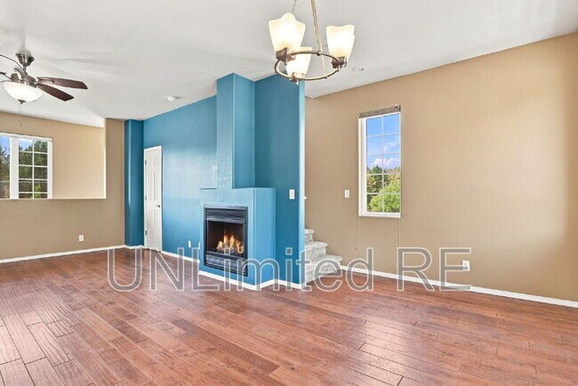 Building Photo - 2455 W Silverton Dr
