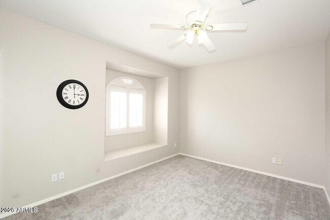 Building Photo - 15626 N 13th Ave