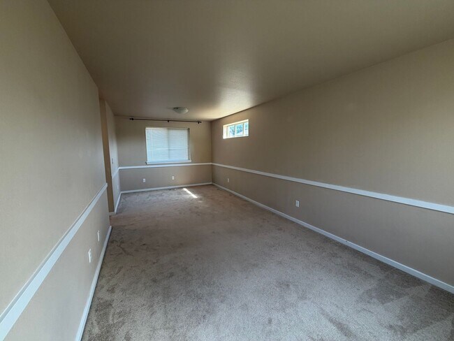 Building Photo - 9411 10th Ave Ct E
